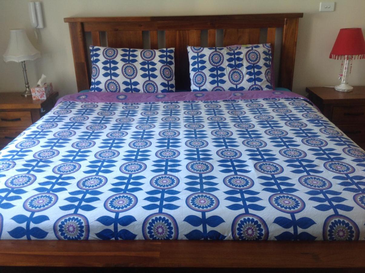A Home Away From Home แคนเบอร์รา ภายนอก รูปภาพ
